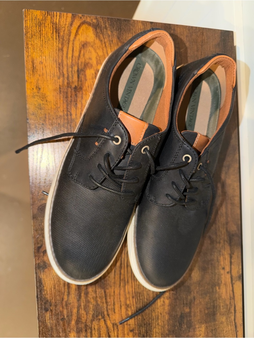Crown Vintage Black Sneakers with Tan Accents